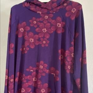 Lularoe Amber top size 2xl new with tags